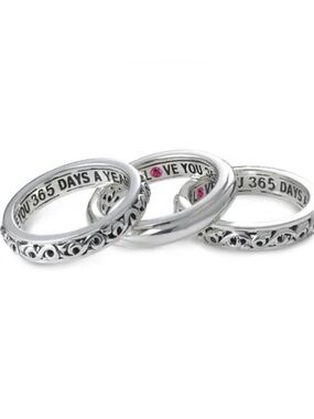 CHARLES KRYPELL Ivy Collection Smooth Ring I Love You 
Stackable rings valentine